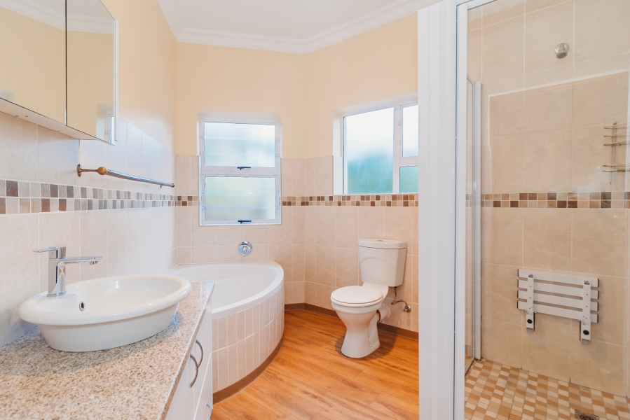 2 Bedroom Property for Sale in Groenkloof Retirement Village Western Cape